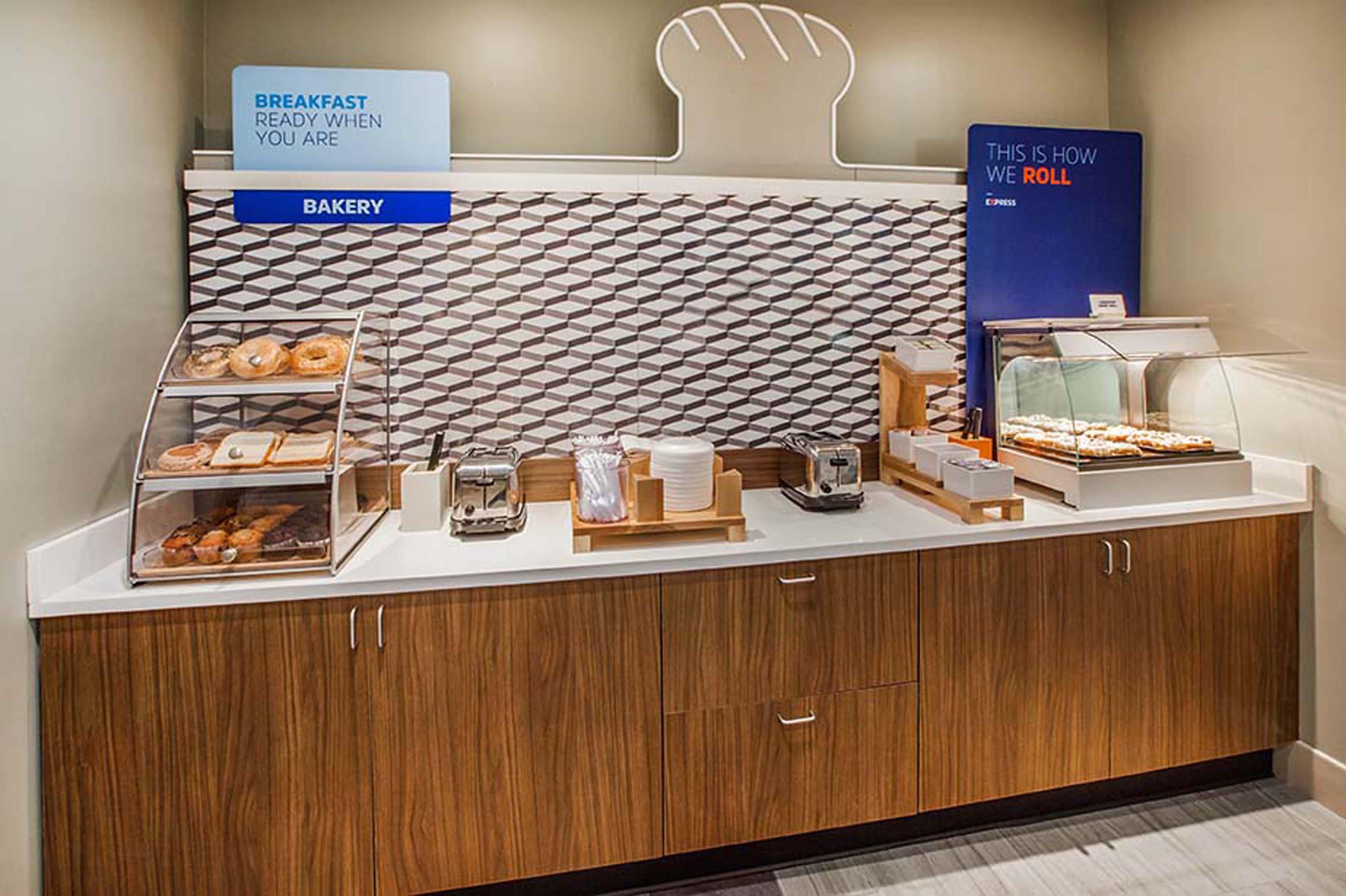 Holiday Inn Express & Suites Golden By Ihg Exteriör bild